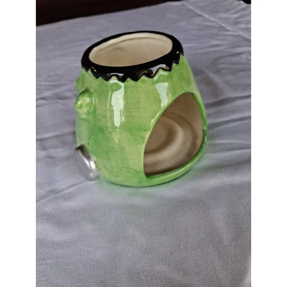 N/A frankenstein candle